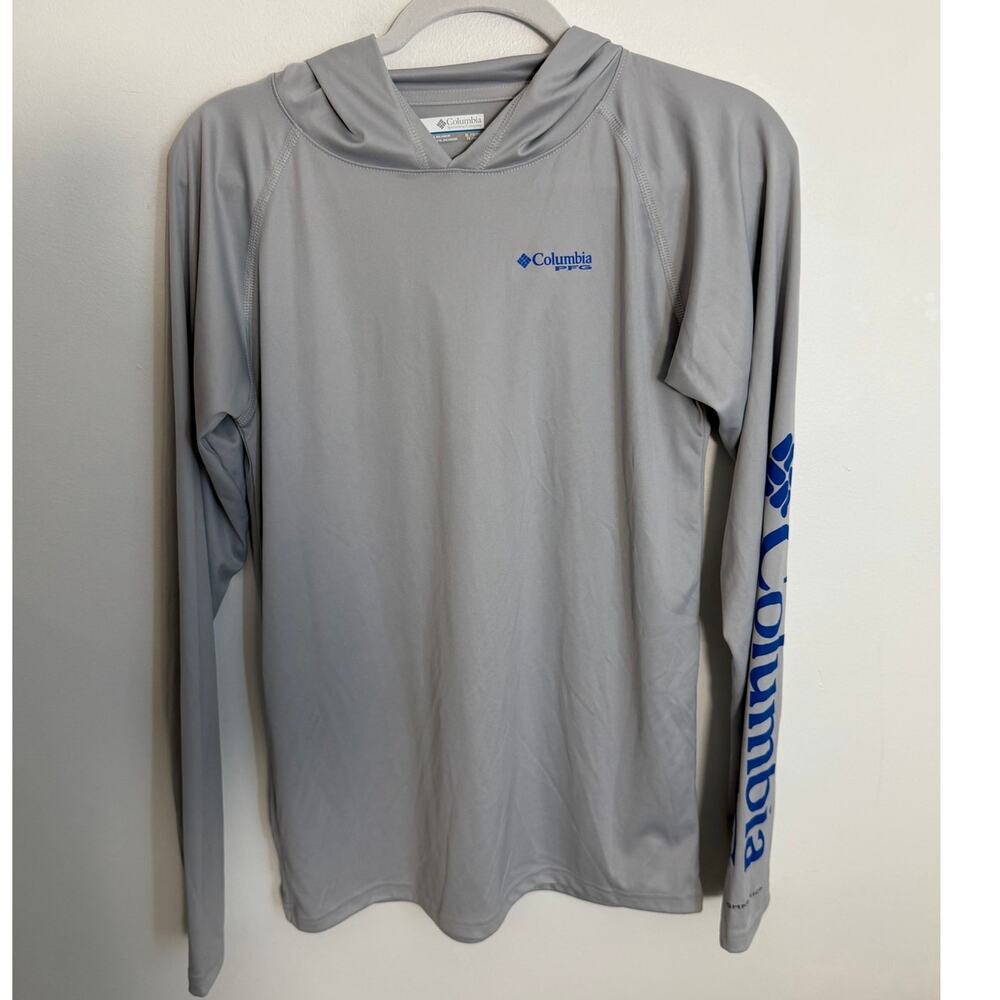 Columbia youth Long Sleeve Light weight hoodie size XL